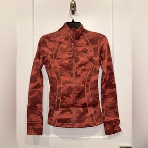 Lululemon Define Brier Rose Camo